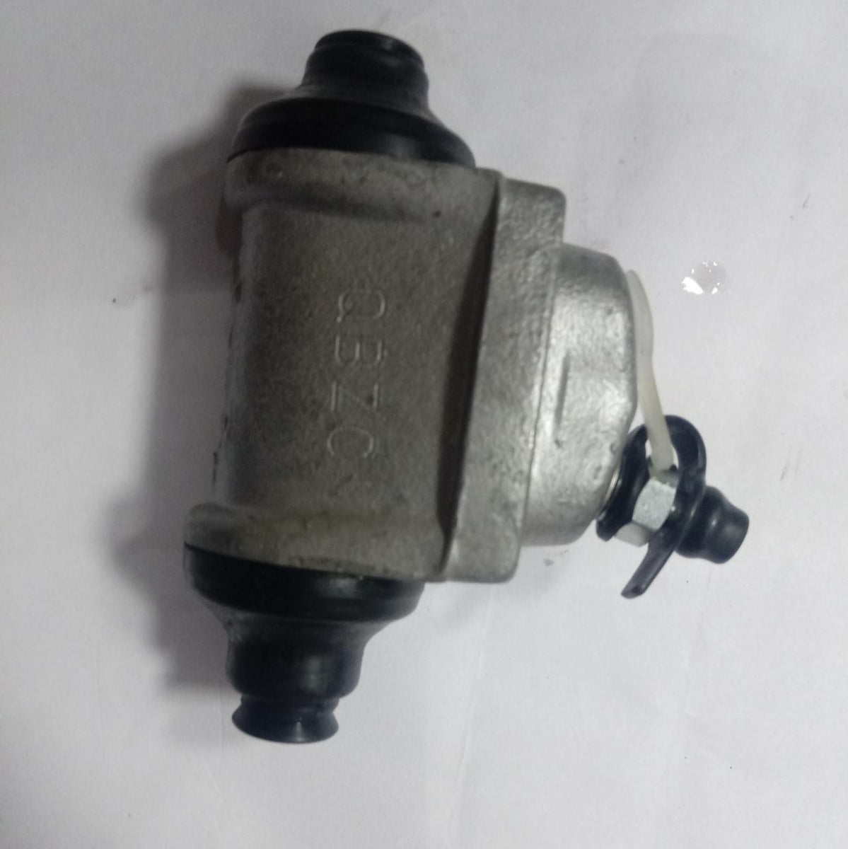 5833005500 Rear Wheel Cylinder Santro Xing Left Side CarTrends