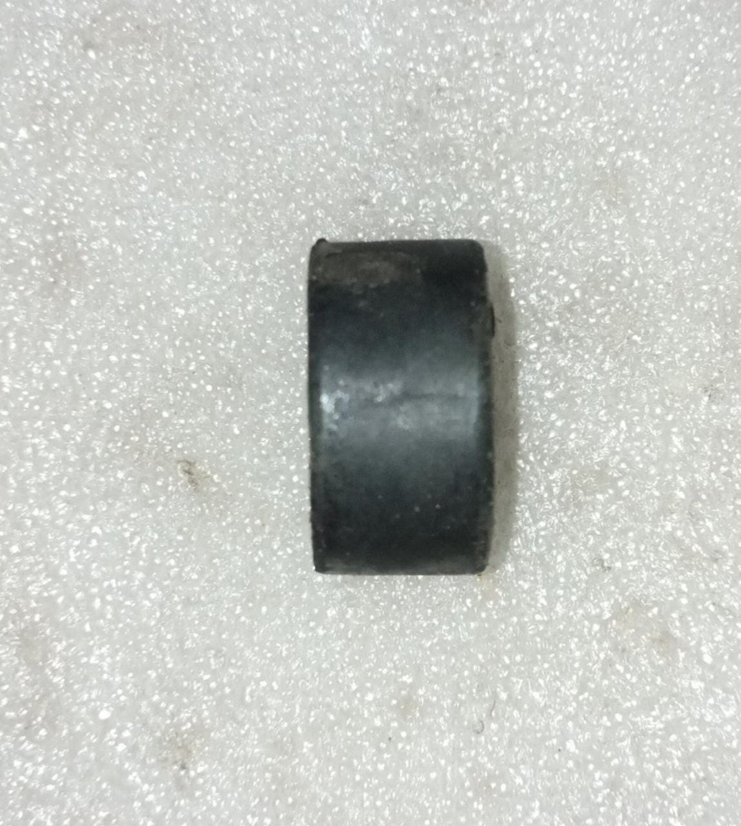 T97598373 Rubber Bushing Tavera Abs CarTrends