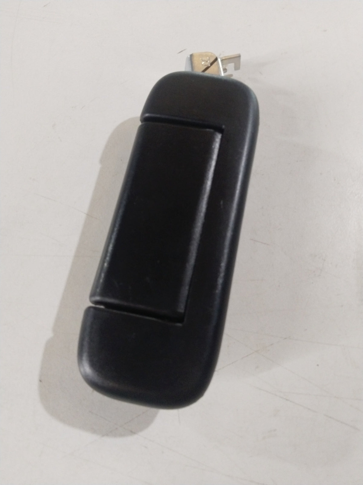 Black outer door handle for Maruti Suzuki Eeco, right-hand side, with model number #82830M77A505PK.