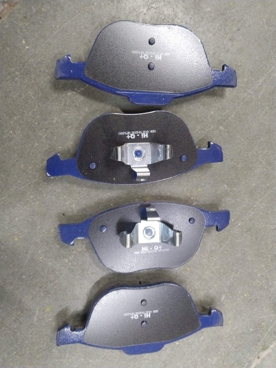 Front brake pad for Honda WRV and Jazz by CarTrends, showing the new brake pad with detailed friction surface.