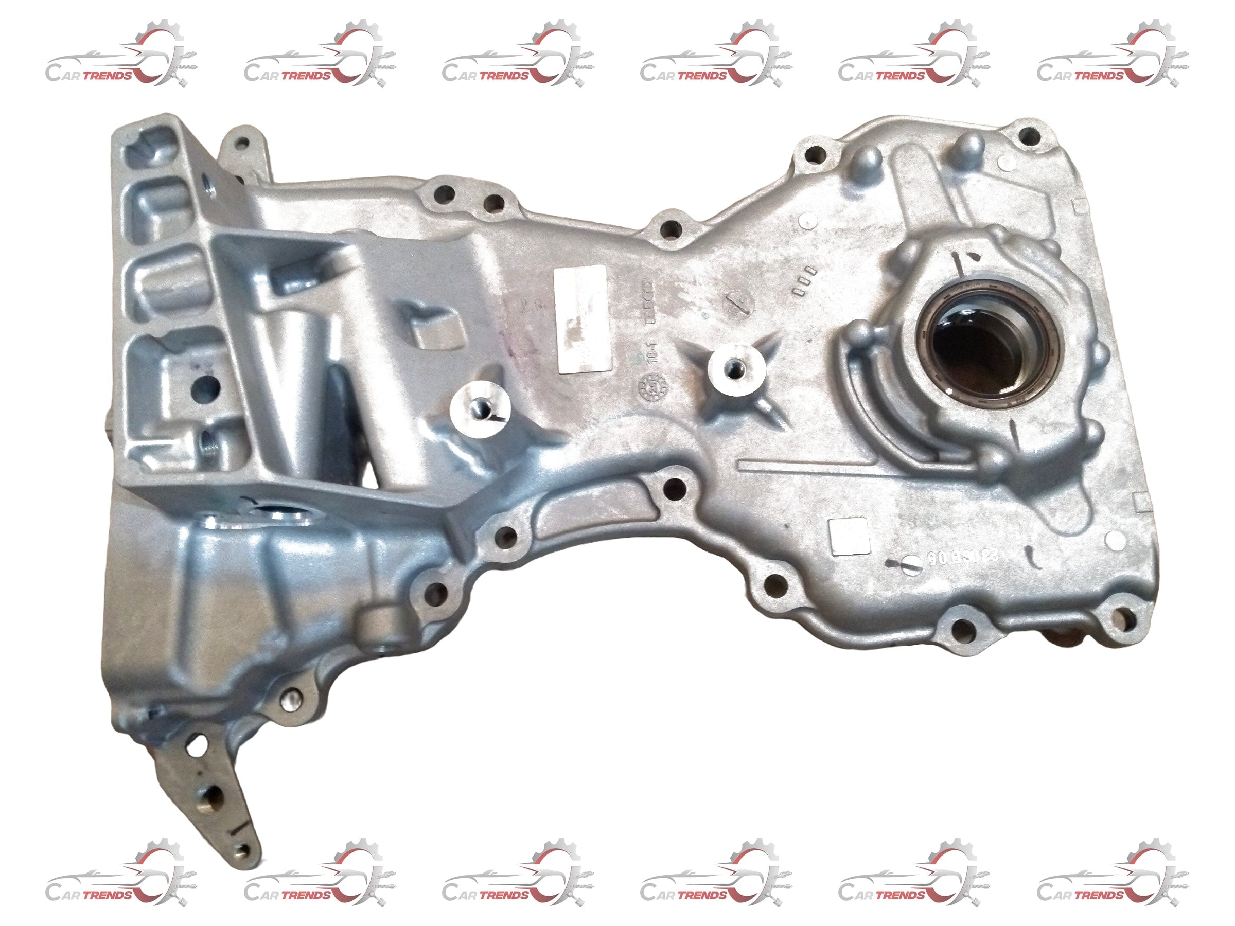 MARUTI SUZUKI PUMP ASSYOIL 16100M52T01 16100M52T01 - Front view
