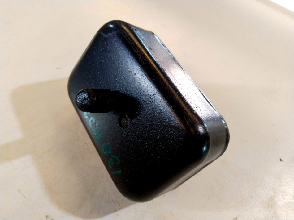 Front right engine mounting for Maruti 800 petrol from CarTrends, showing the rubber and metal mounting components.