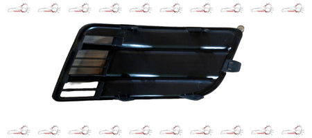 Maruti Suzuki Ertiga front right black bezel fog lamp, OEM replacement part with product number #71751M74K005PK.