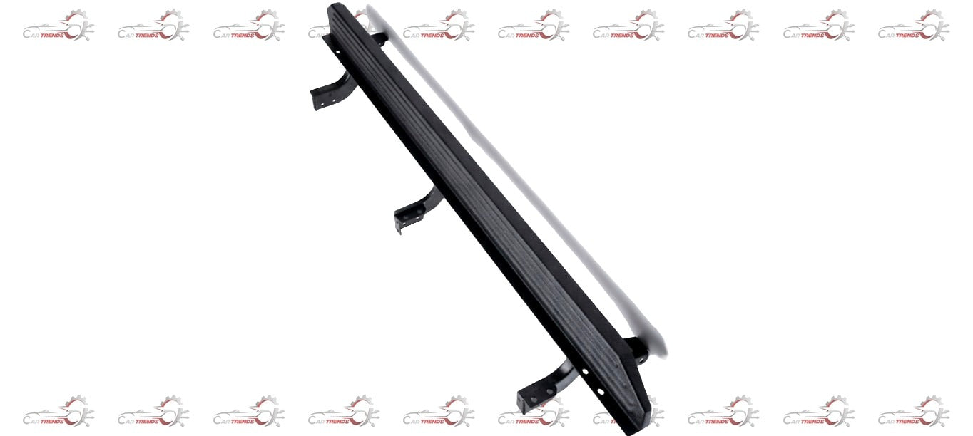 Mahindra footstep assembly for right side, model #0108JAG00080N, designed for durable vehicle access and side step installation.