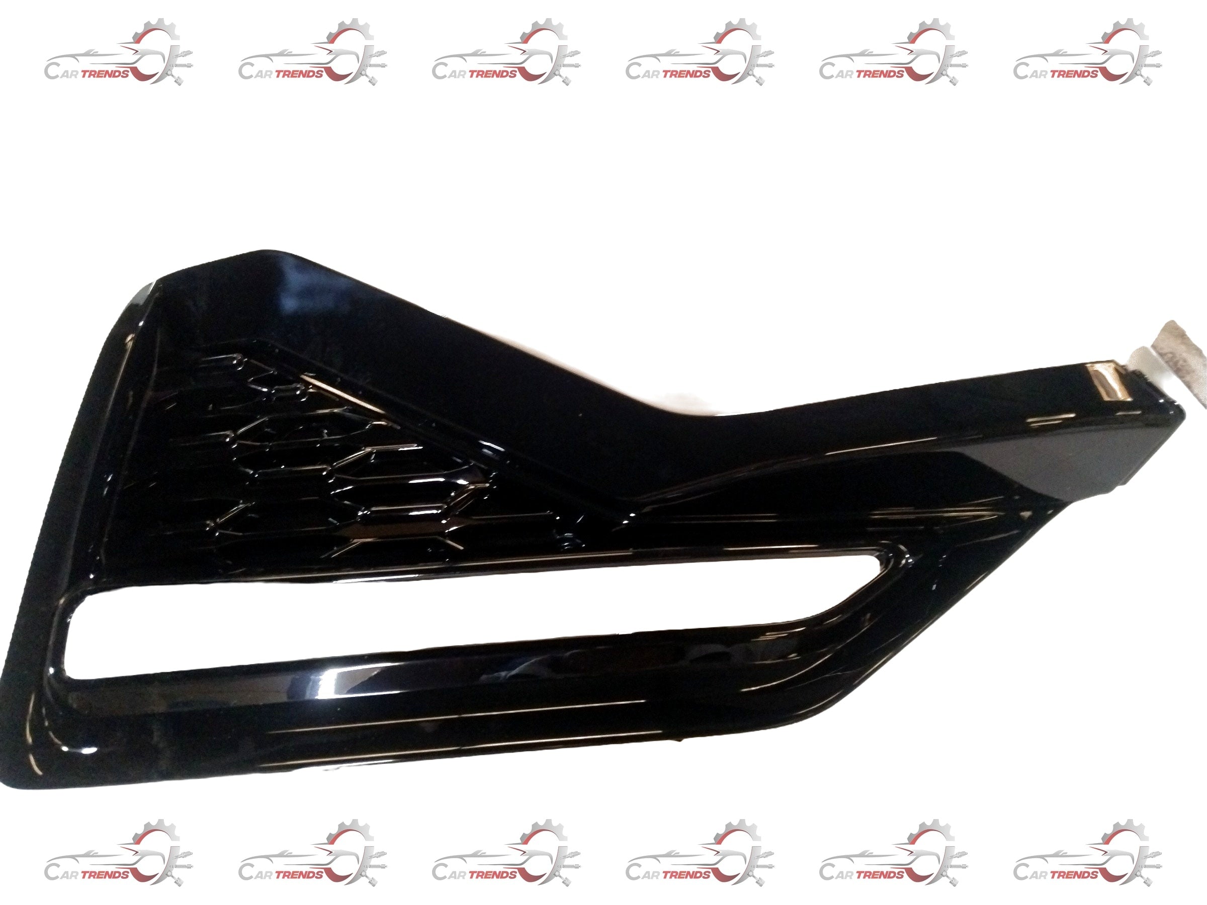 Maruti Suzuki BEZEL FRONT FOG LAMP, LH (NO PA T5204M0vt08 - Front view