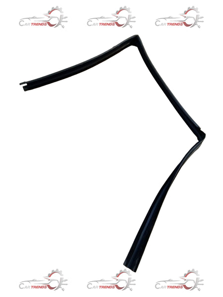 Rear right window glass for Mahindra Bolero, CarTrends RUN Seal Rear Window Glass showing a clear view of the glass surface.