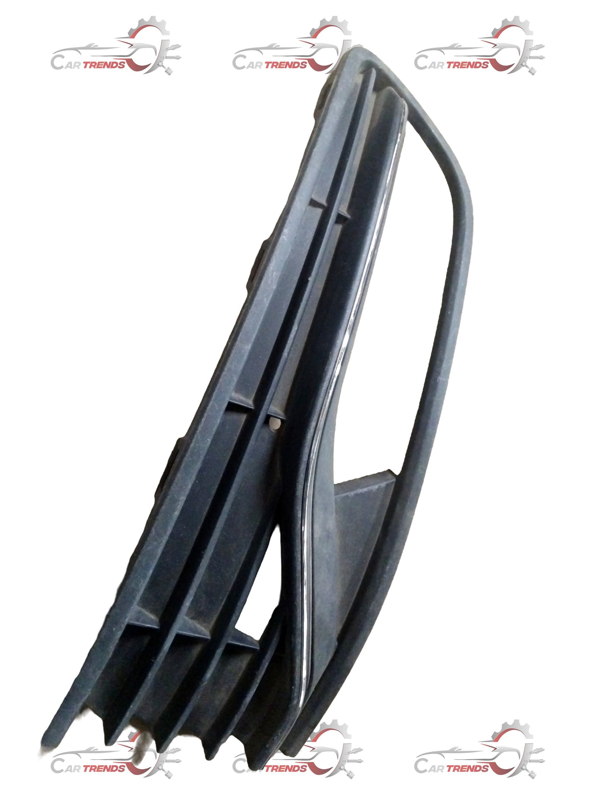 Volkswagen Polo grille with the #6RG853666J part number, featuring a chrome finish and integrated design for front bumper.