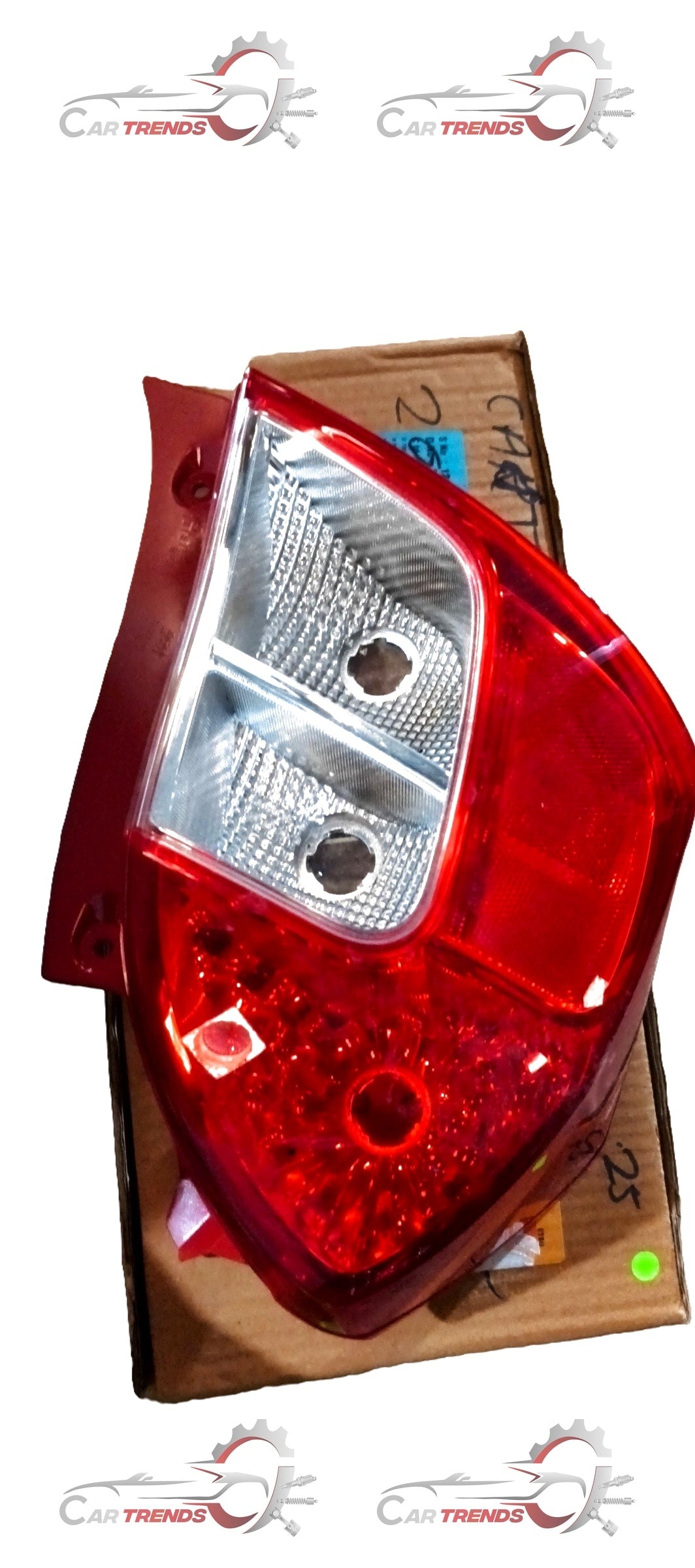 Maruti Suzuki lamp unit, compatible with model 35671M76M00, showing a clear view of the vehicle's lighting component.
