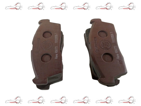 CarTrends Maruti Alto brake pad, model 55210M79G10, showing the replacement spare parts with metal backing and friction surface.