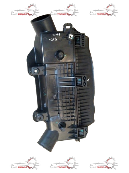 Maruti Suzuki CLEANER ASSY AIR 13700m53m00 - Front view