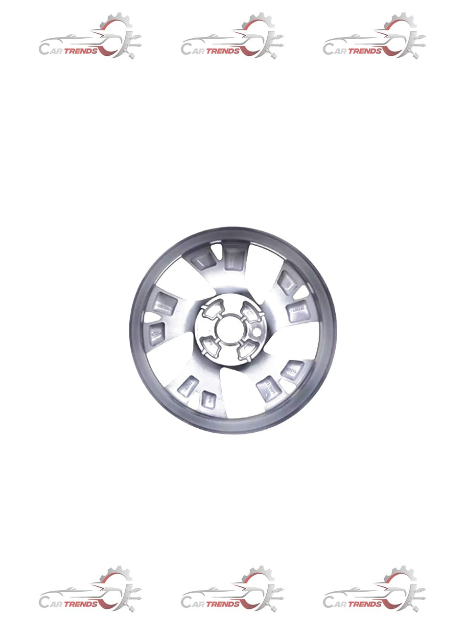 Maruti Suzuki wheel with 15x5.5 inch alloy rim and heel compressor, showing the detailed design and finish.