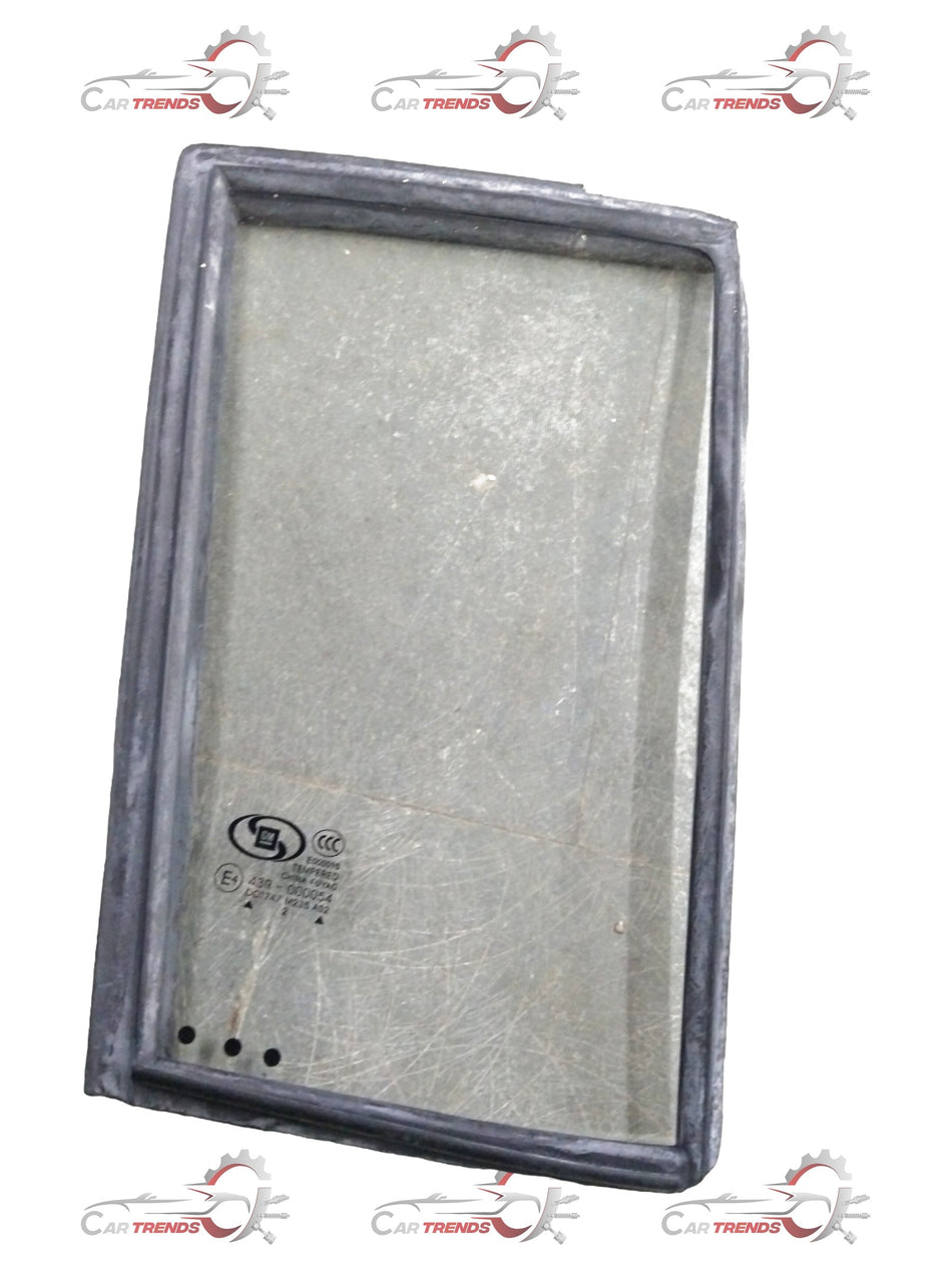 Rear right sealing strip for Chevrolet Sail stationary window, genuine General Motors part #J9064329.