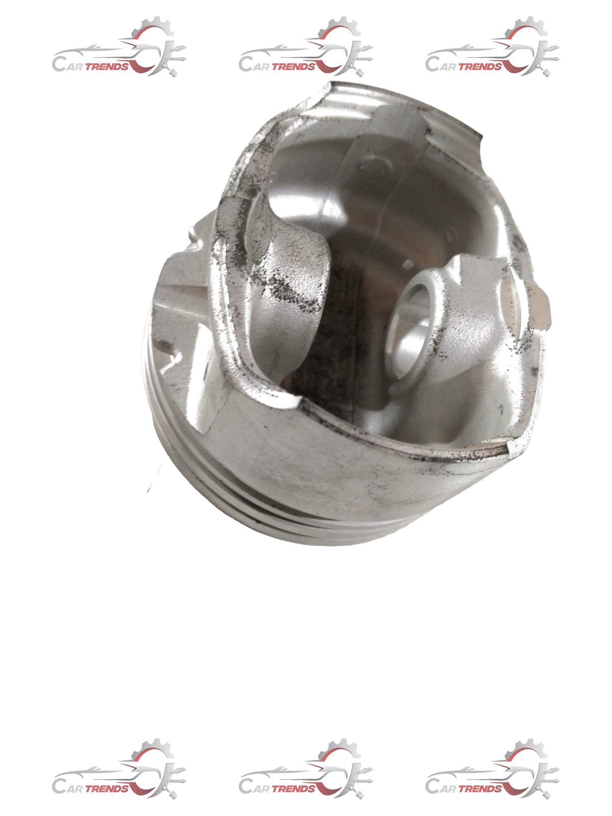 CarTrends Chevrolet Optra petrol piston, 0.50mm size, close-up of the spare part showing the piston’s detailed surface.