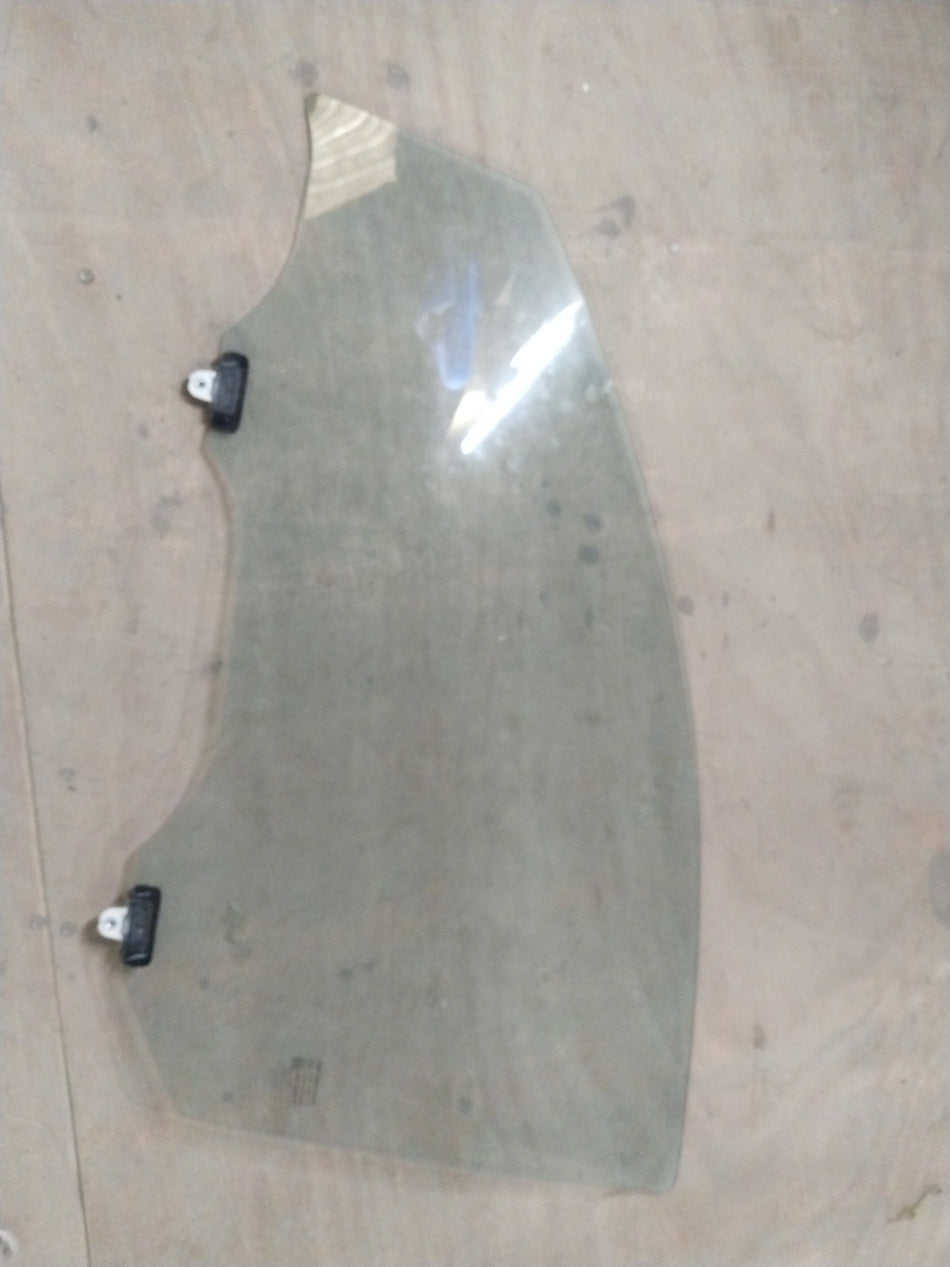 CarTrends DOOR GLASS ASSEMBLY | NISSAN SUNNY | FRONT | #803013BB1A 803013BB1A - Front view