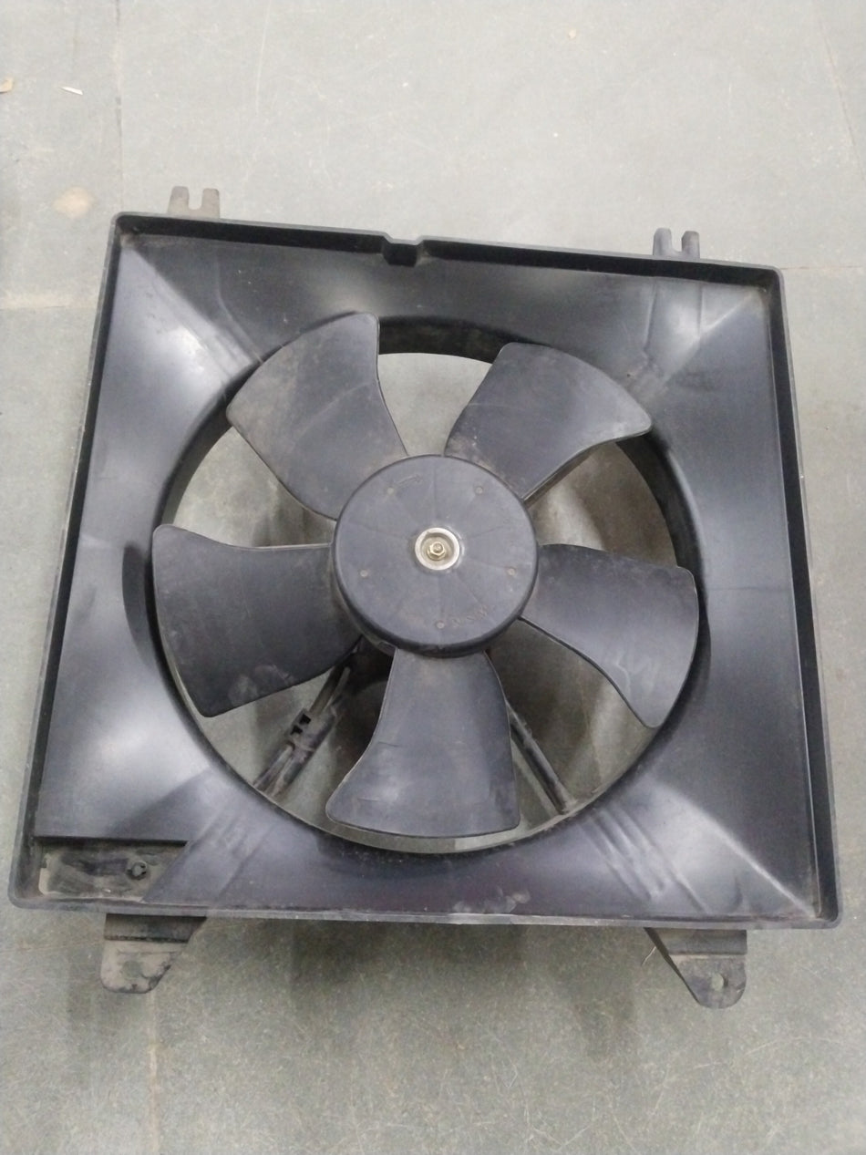 General Motors Chevrolet Optra fan main, automotive cooling fan with black blades and metal mounting frame.