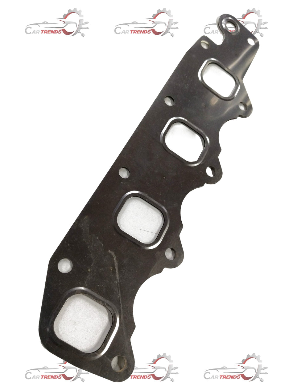 CarTrends tie rod end for Chevrolet Spark and Matiz, left-hand side, close-up of the metal component with threading and ball joint.