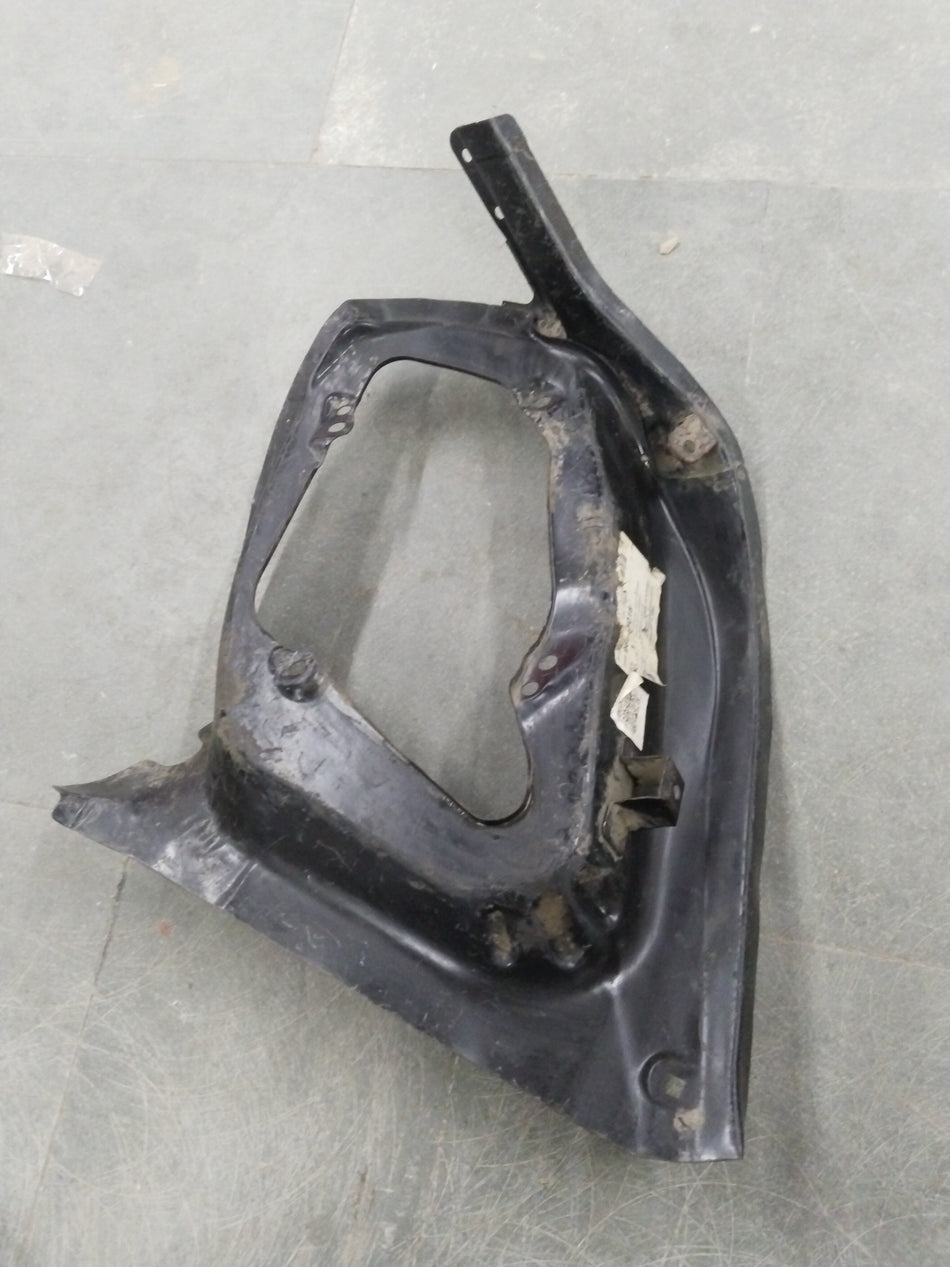 Chevrolet Optra tail lamp housing patch for rear light assembly, designed by General Motors, shown in the image.