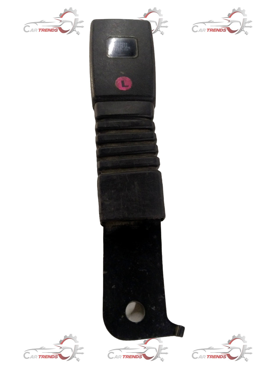Front right seat belt buckle assembly for Chevrolet Astra by General Motors, shown in a close-up image.