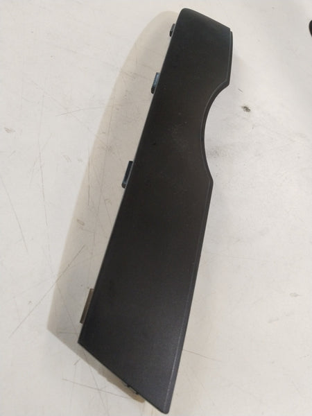 Volkswagen TRIM part for Tiguan, Touareg, Taigun, and Virtus vehicles, labeled #8U0807379B9B9, shown in the image.