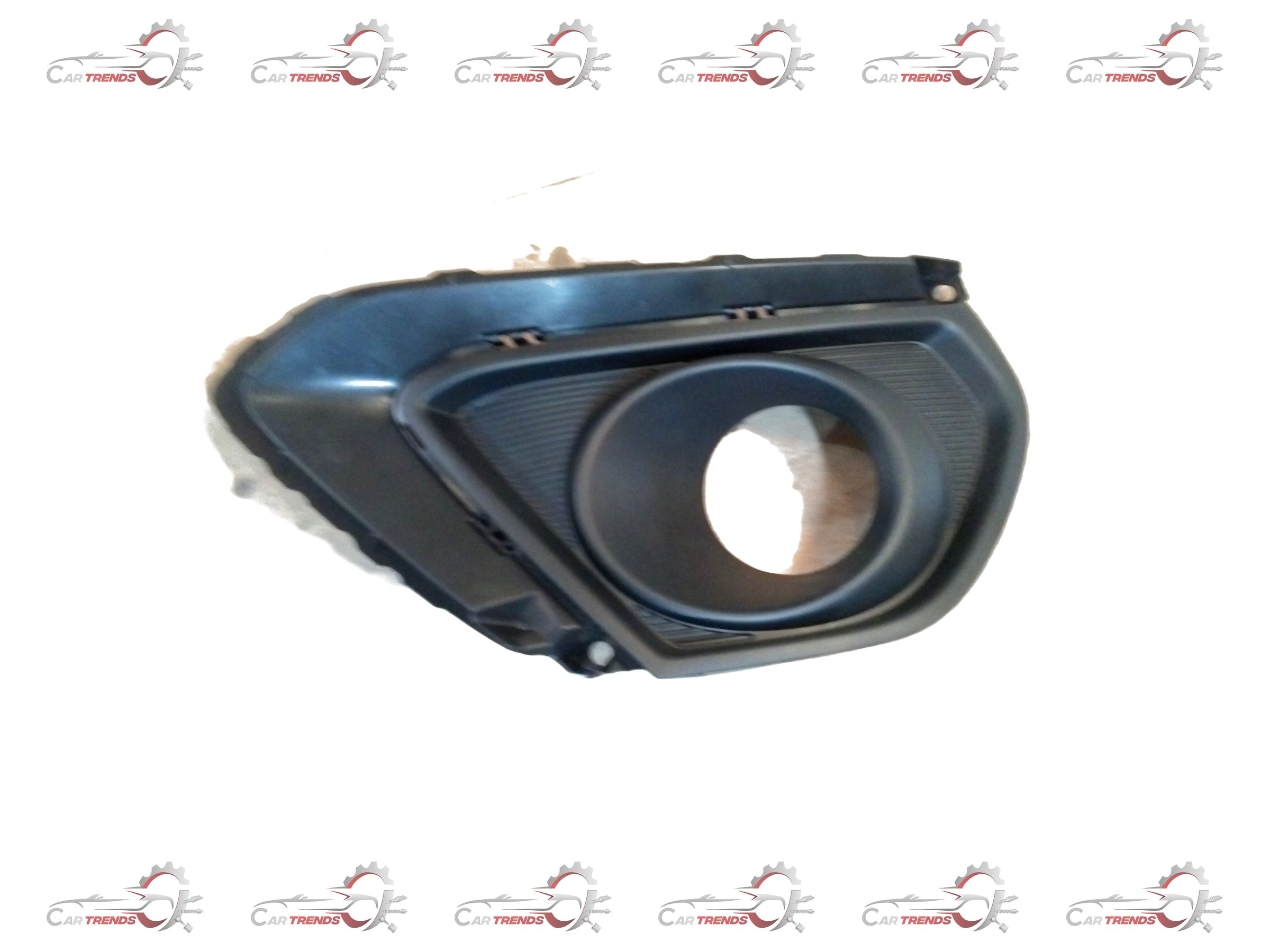 Maruti Suzuki BEZEL, FRONT FOG LAMP, RH  71751m54t105pk - Front view