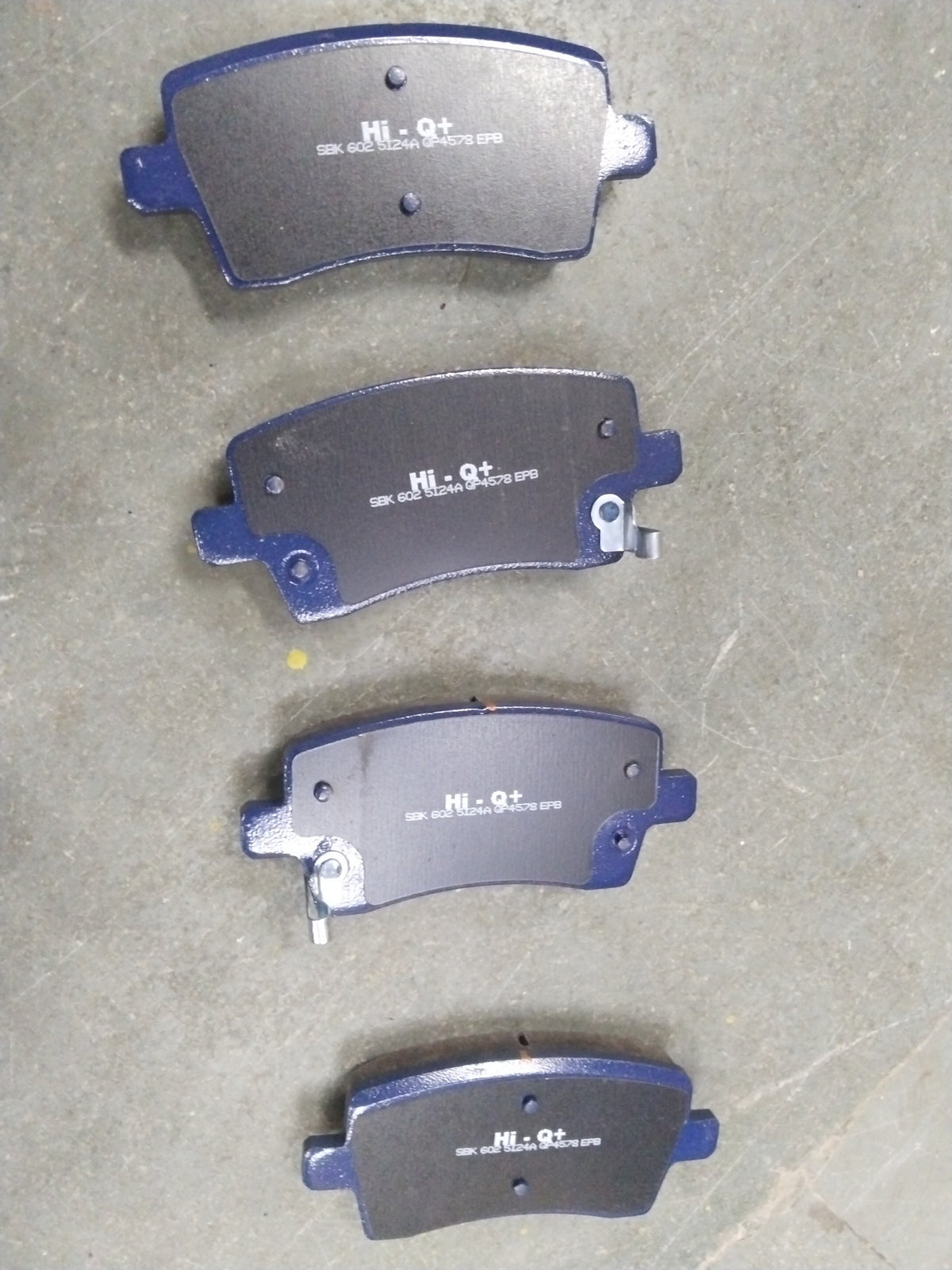 CarTrends BRAKE PADS | XUV700 EPB | REAR | #QP4578 QP4578 - Front view