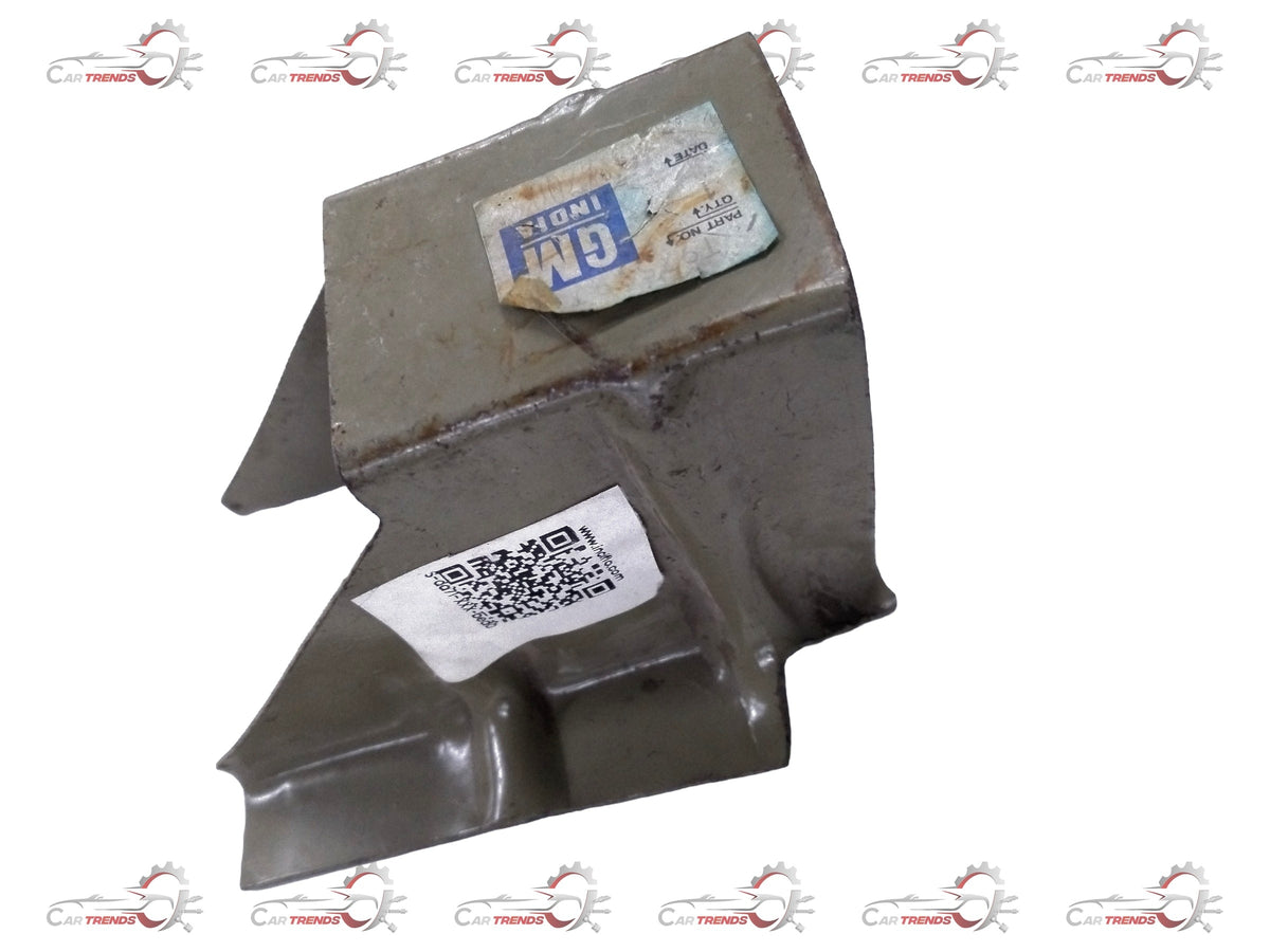 Chevrolet Tavera rear extension bolster cap mounting, General Motors part, shown in image with mounting details.
