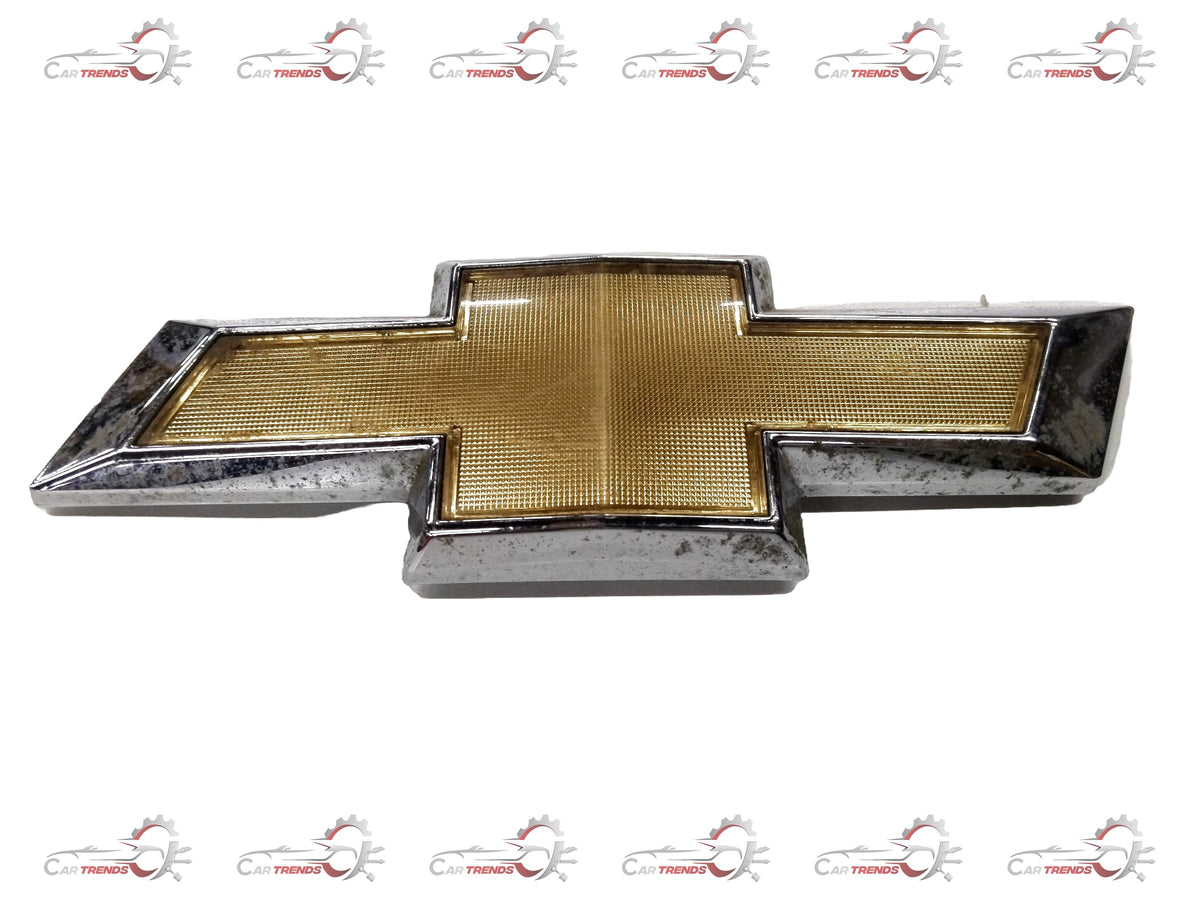 CarTrends EMBLEM ASSEMBLY FRONT GRILLE | CHEVROLET SPARK | #J28291889 J28291889 - Front view