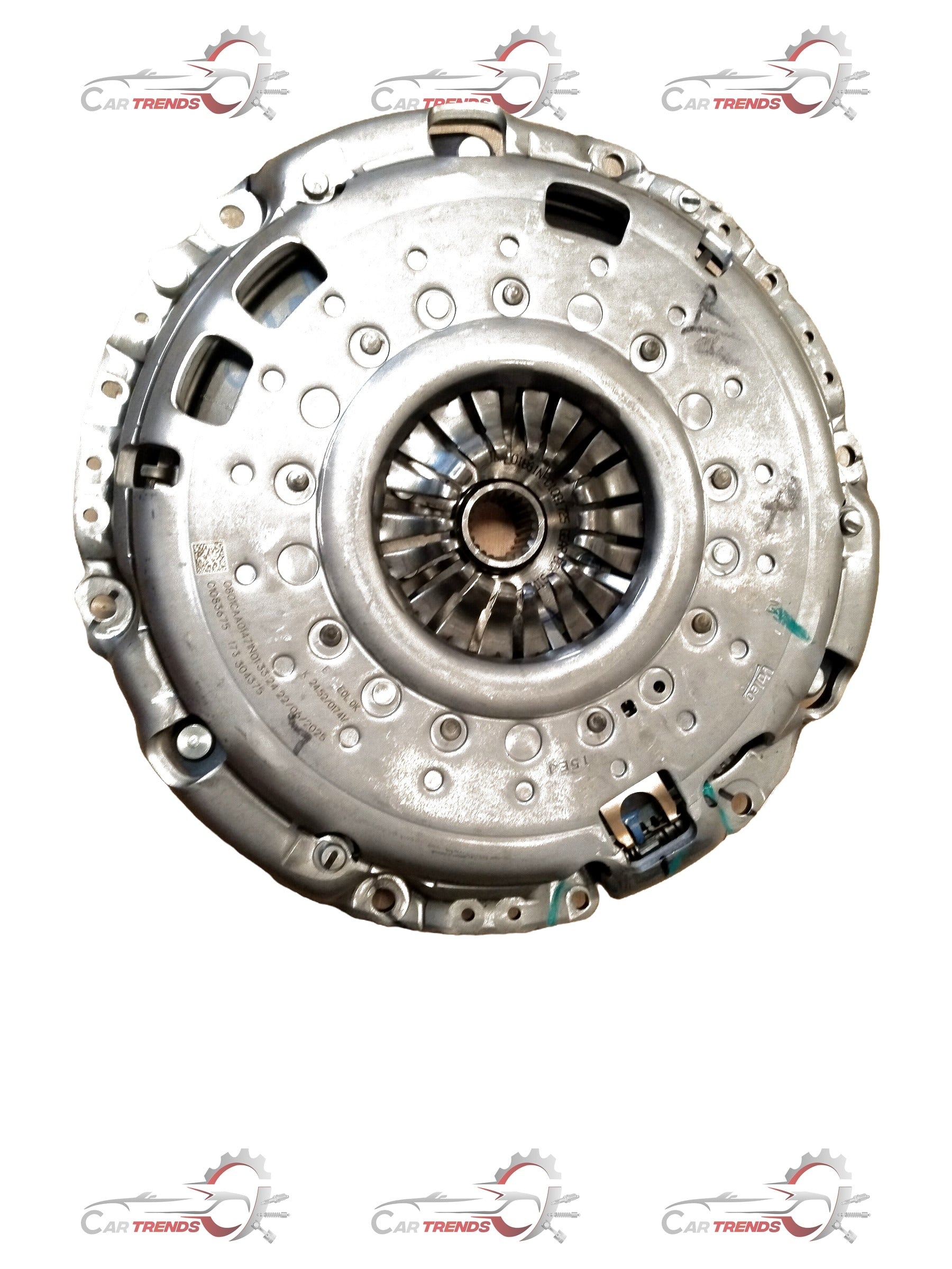 Mahindra clutch set for Bolero, Scorpio, Thar, Xylo, showing clutch components and assembly for durable vehicle performance.