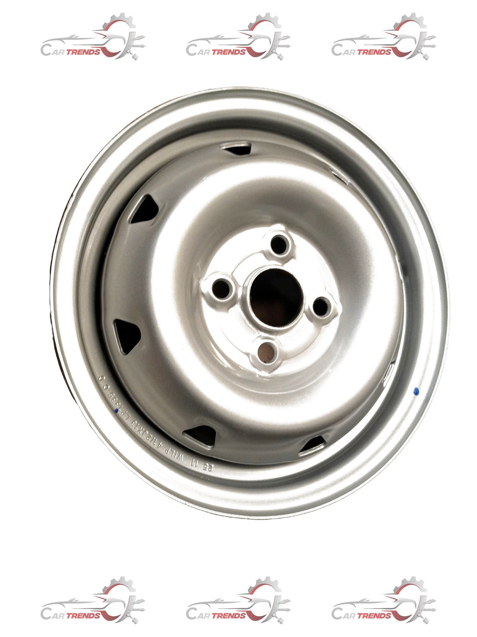 Mahindra Maxximo wheel rim by CarTrends, showing a close-up of the black alloy rim with multi-spoke design.