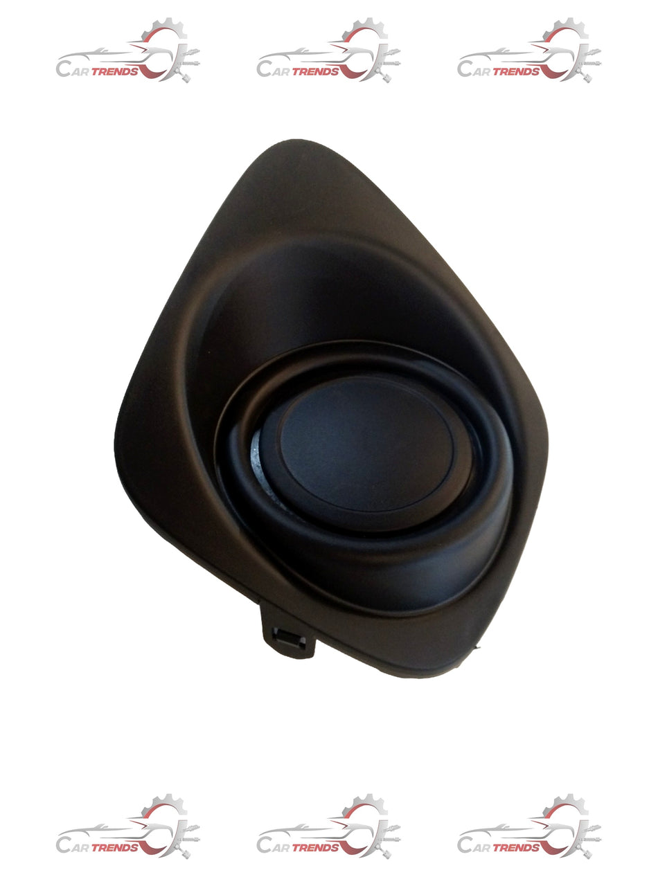 Maruti WagonR left fog lamp cover in black, designed for CarTrends replacement part, visible on car's front left side.