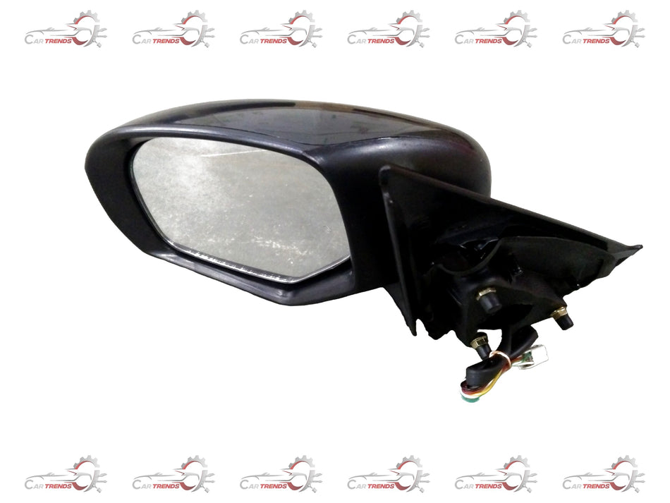CarTrends Swift Type 3 left-hand indicator mirror with 5-wire outside rear view for car, showing the indicator assembly.