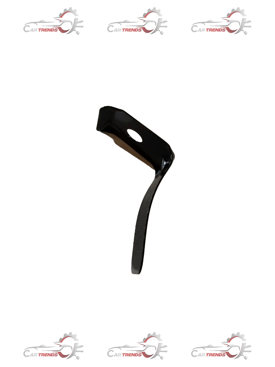 CarTrends rear bumper bracket for Nissan Sunny and Renault Scala, showing the black plastic mounting component.