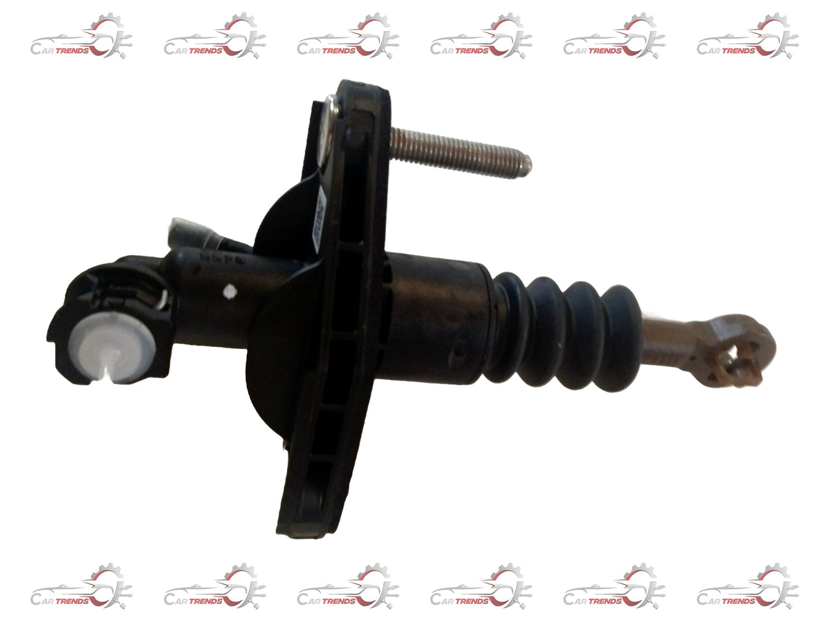 Maruti Suzuki CYLINDER ASSY, CLUTCH MASTER 23810m66t00 - Front view