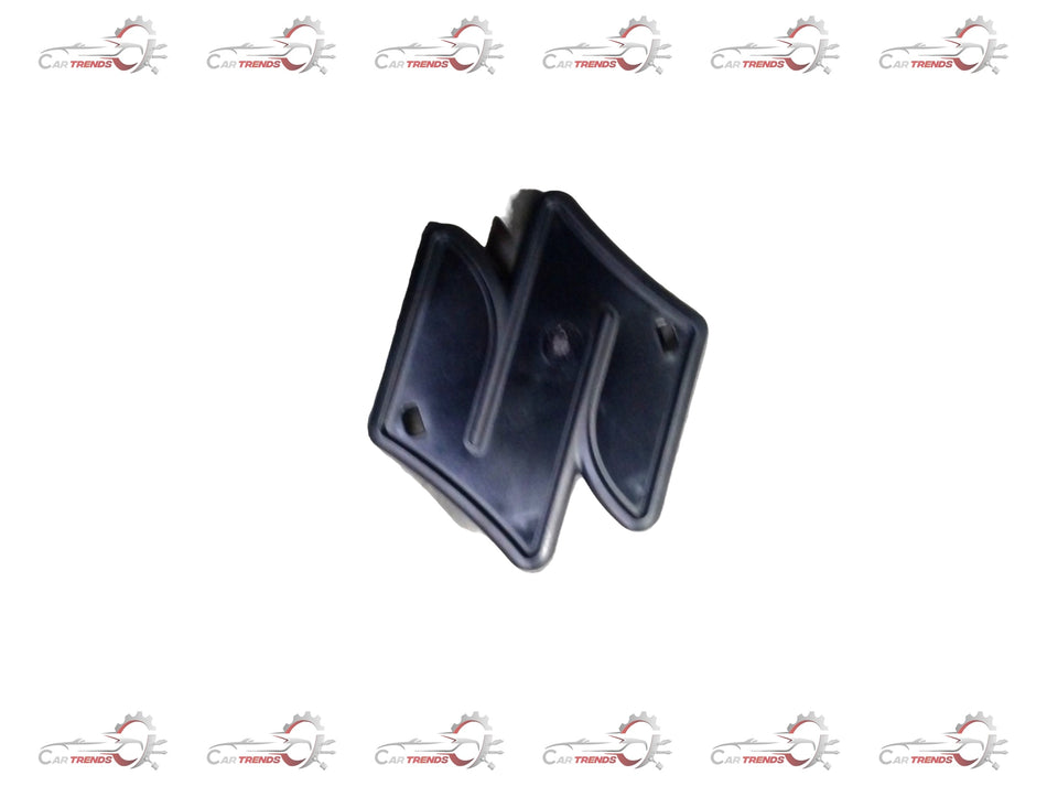 Maruti Suzuki COVER MARK (S) 71746m85s005pk - Front view