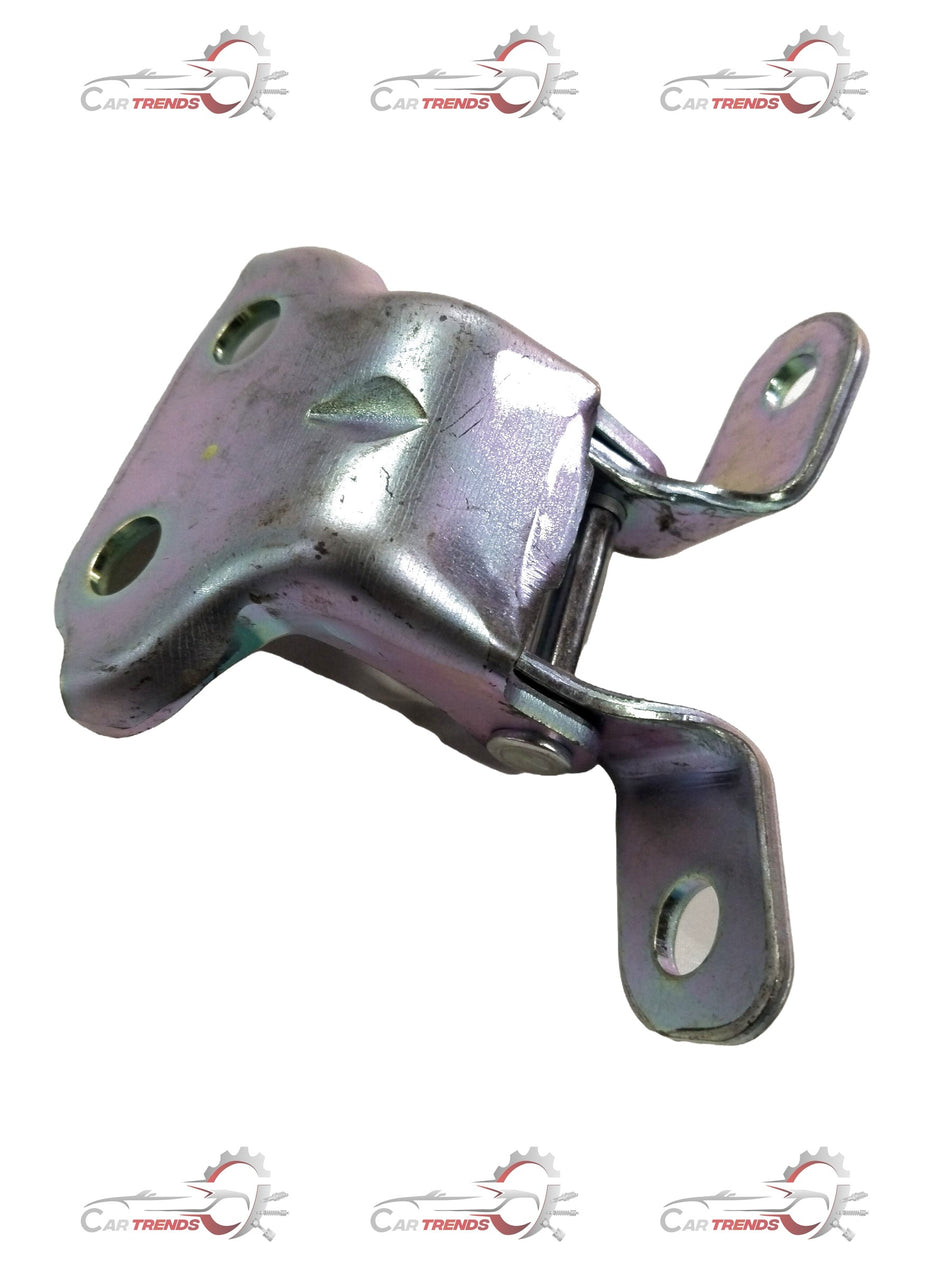 Upper right hinge side door for Chevrolet Sail rear door, showing the metal hinge component on the vehicle.