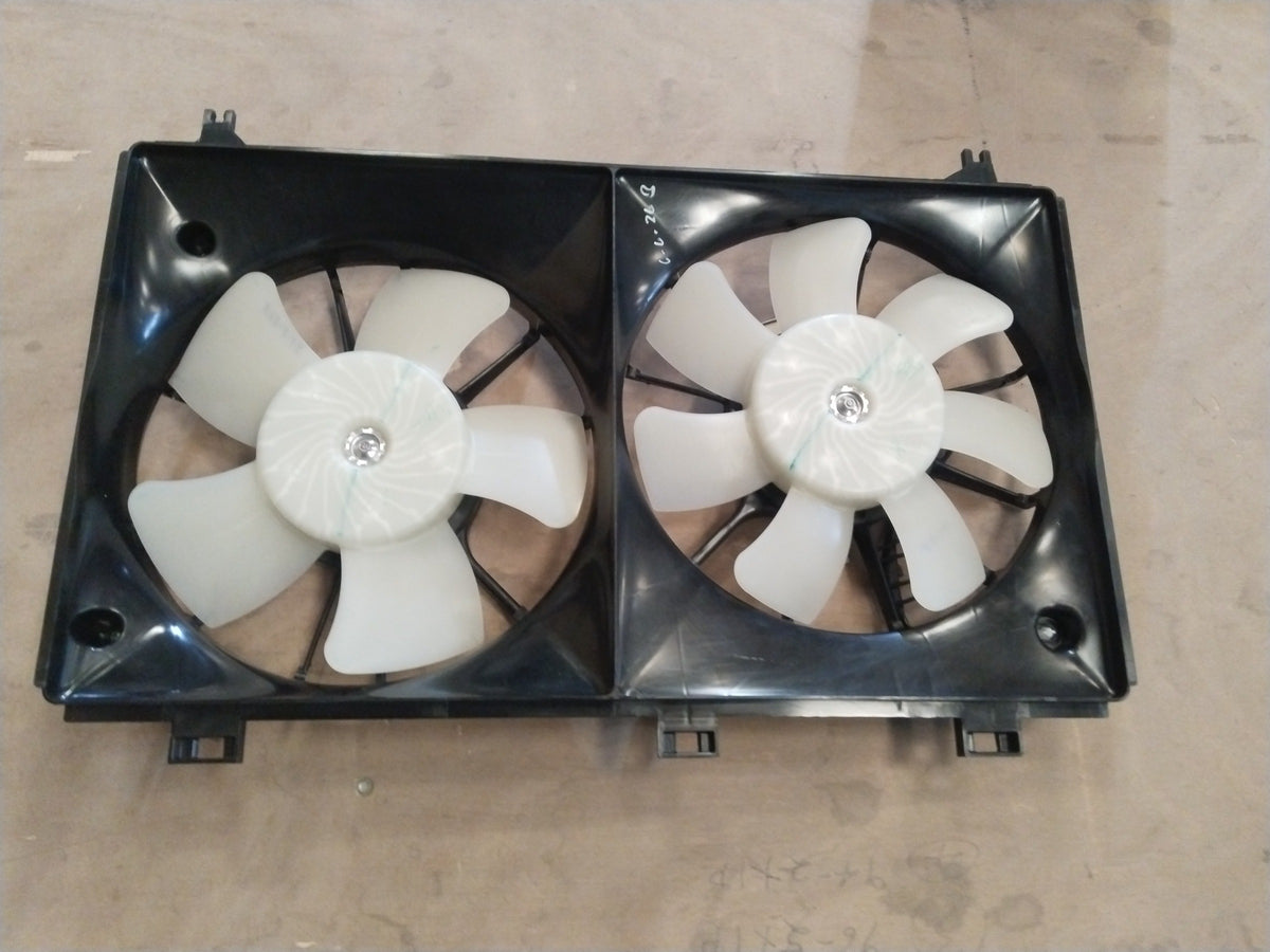CarTrends Ciaz petrol fan assembly, engine cooling fan with blades and motor for vehicle radiator system.