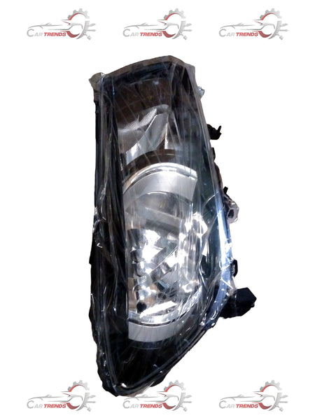 MARUTI SUZUKI 35121M82P01    Head Lamp Breeza 2018 Model Right Side Normal 35121M82P01 - Front view
