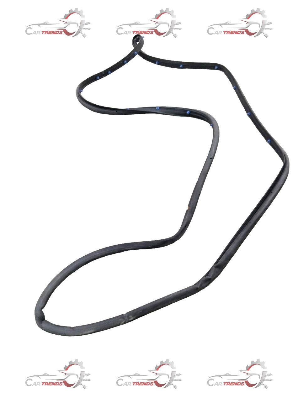 Weatherstrip door side for Chevrolet Cruze by General Motors, showing the rubber seal designed to fit along the door edge.