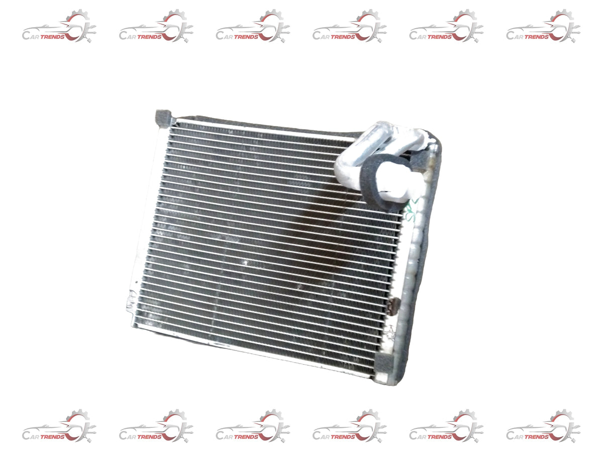 Maruti Suzuki EVAPORATOR S/ASSY 95411m79m00 - Front view