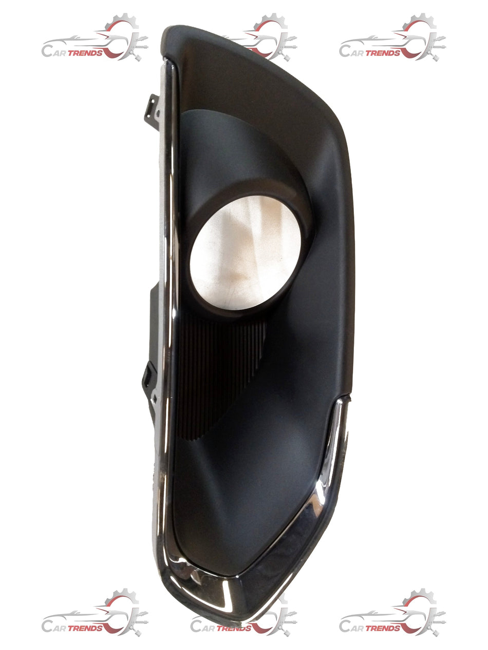 Maruti car fog lamp cover with RH cross design, compatible with Diesel models, by CarTrends.