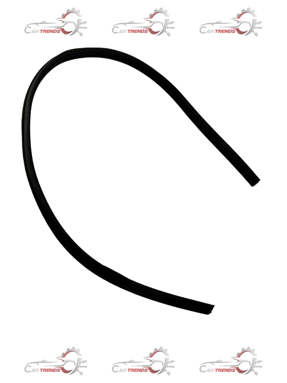 Front right rubber wiper blade for Chevrolet Tavera, designed by General Motors, shown in the image.