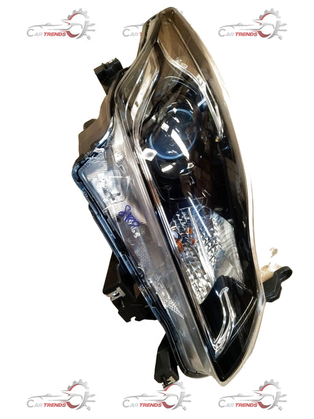 Maruti Suzuki Baleno right headlamp assembly with clear lens and reflective interior, compatible with model 35100M55T03.