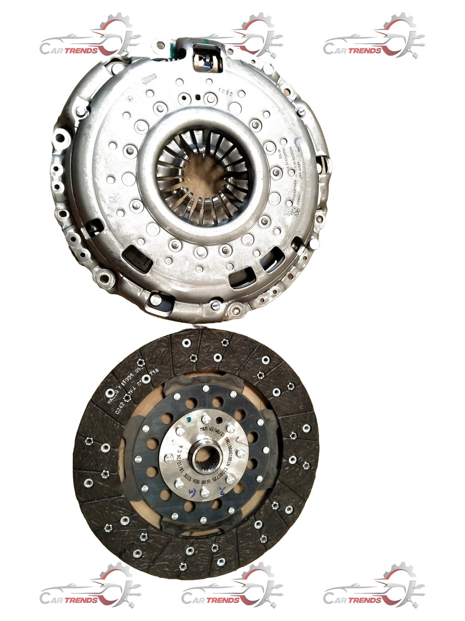 Mahindra clutch set for Bolero, Scorpio, Thar, Xylo models, showing the clutch components and hardware.