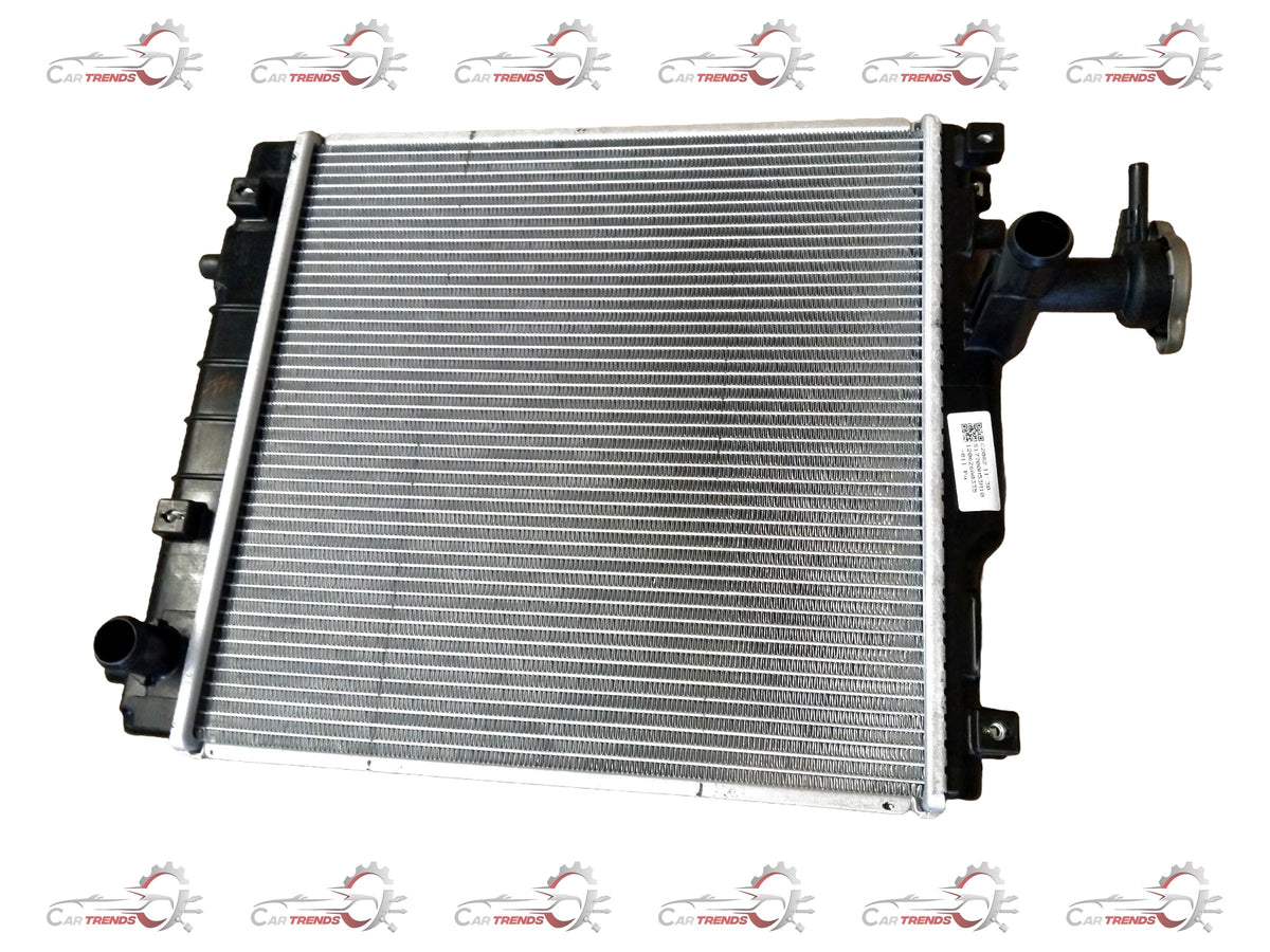Maruti Suzuki Alto 800 radiator for petrol and CNG engines, shown in the image with a metal core and mounting brackets.