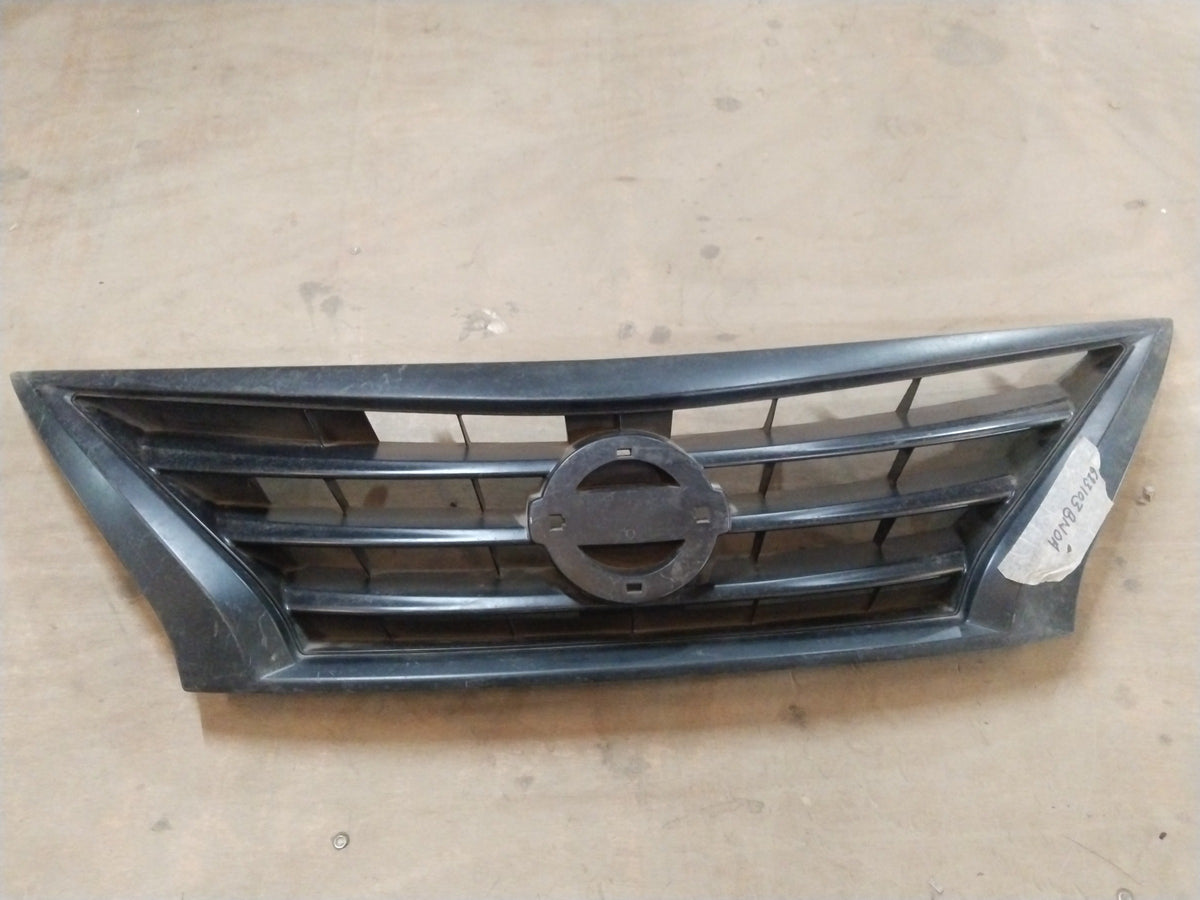 CarTrends GRILLE ASSEMBLY | NISSAN SUNNY | FRONT | #623103BN0A 623103BN0A - Front view