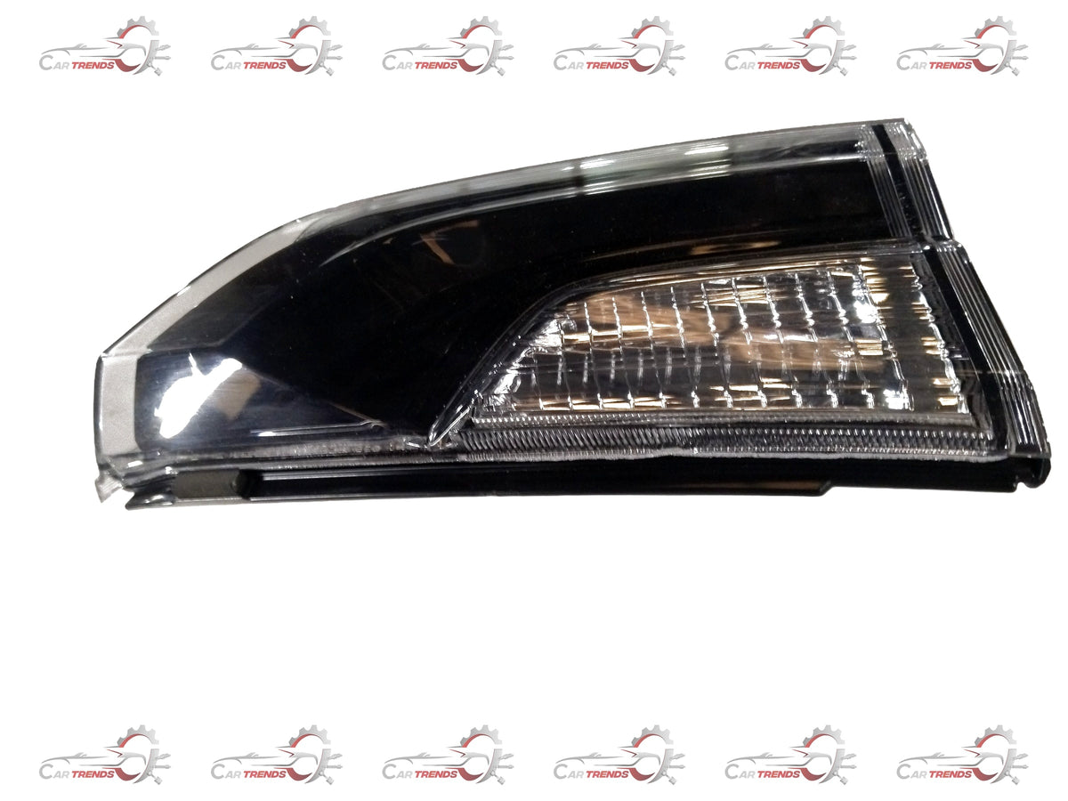 Maruti Suzuki GARNISH ASSY, BACK DOOR, L 35681m72ra0 - Front view