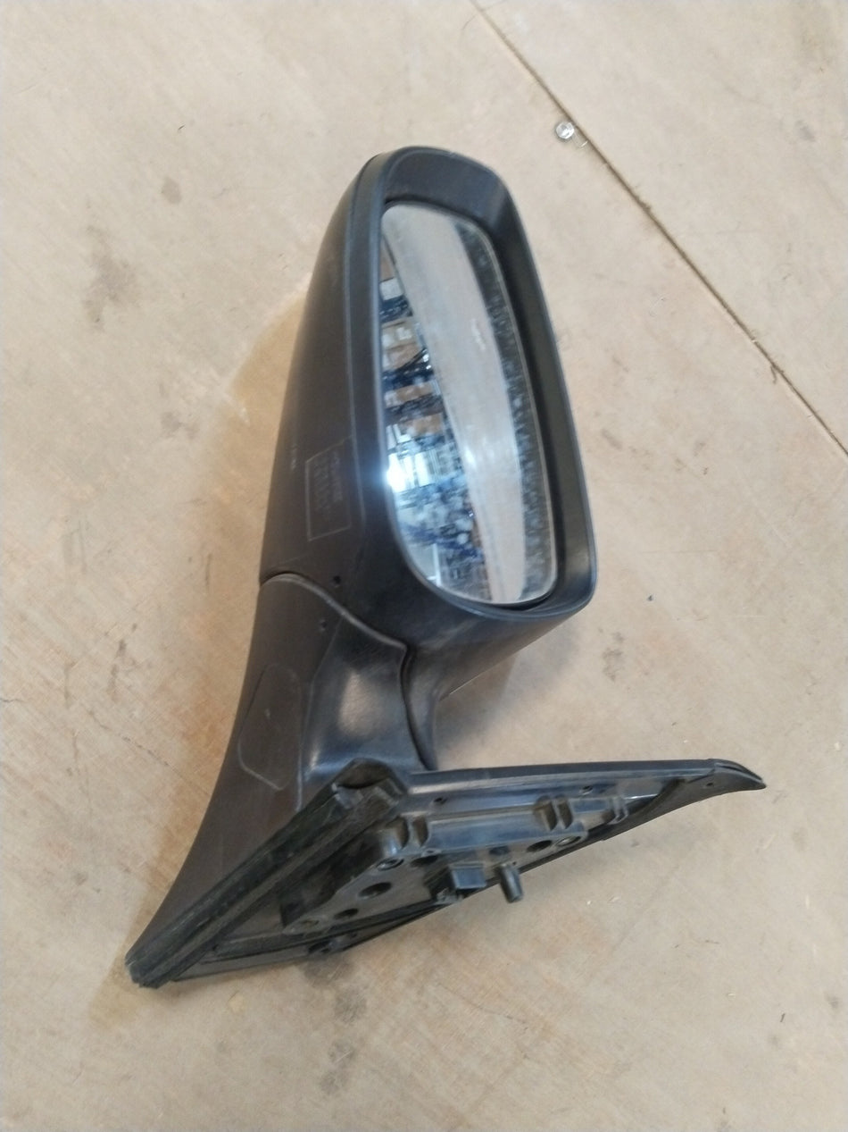 Hyundai Verna fluidic side mirror LH for Hyundai Verna models, showing a sleek, black exterior mirror with reflective glass.