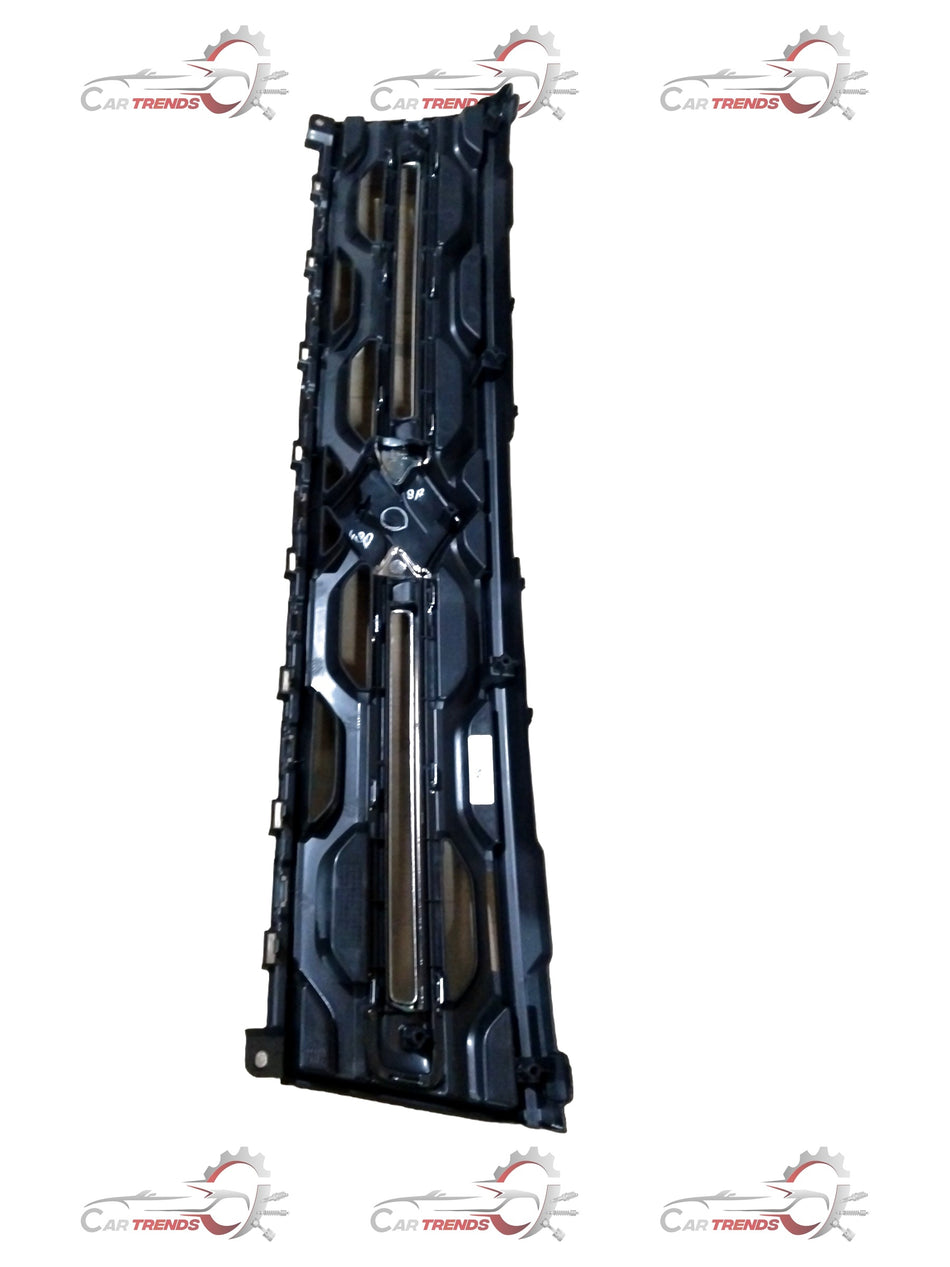Maruti CarTrends radiator upper grille for Wagon R, black plastic with chrome accents, front view showing grille design