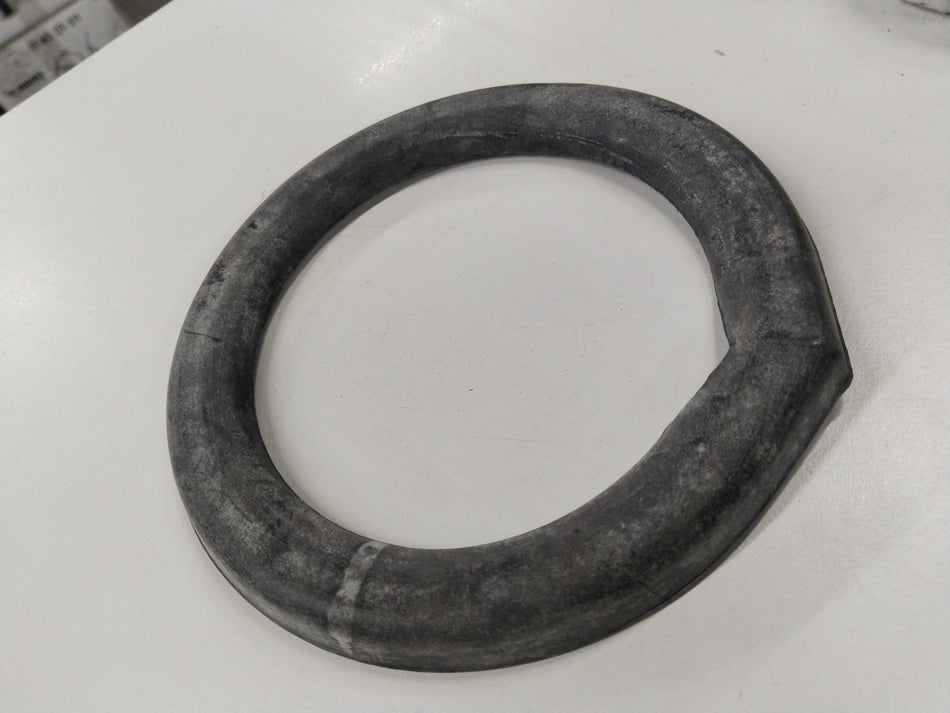 Chevrolet Optra front lower insulation spring from CarTrends, spare auto parts for engine noise reduction and vibration control.