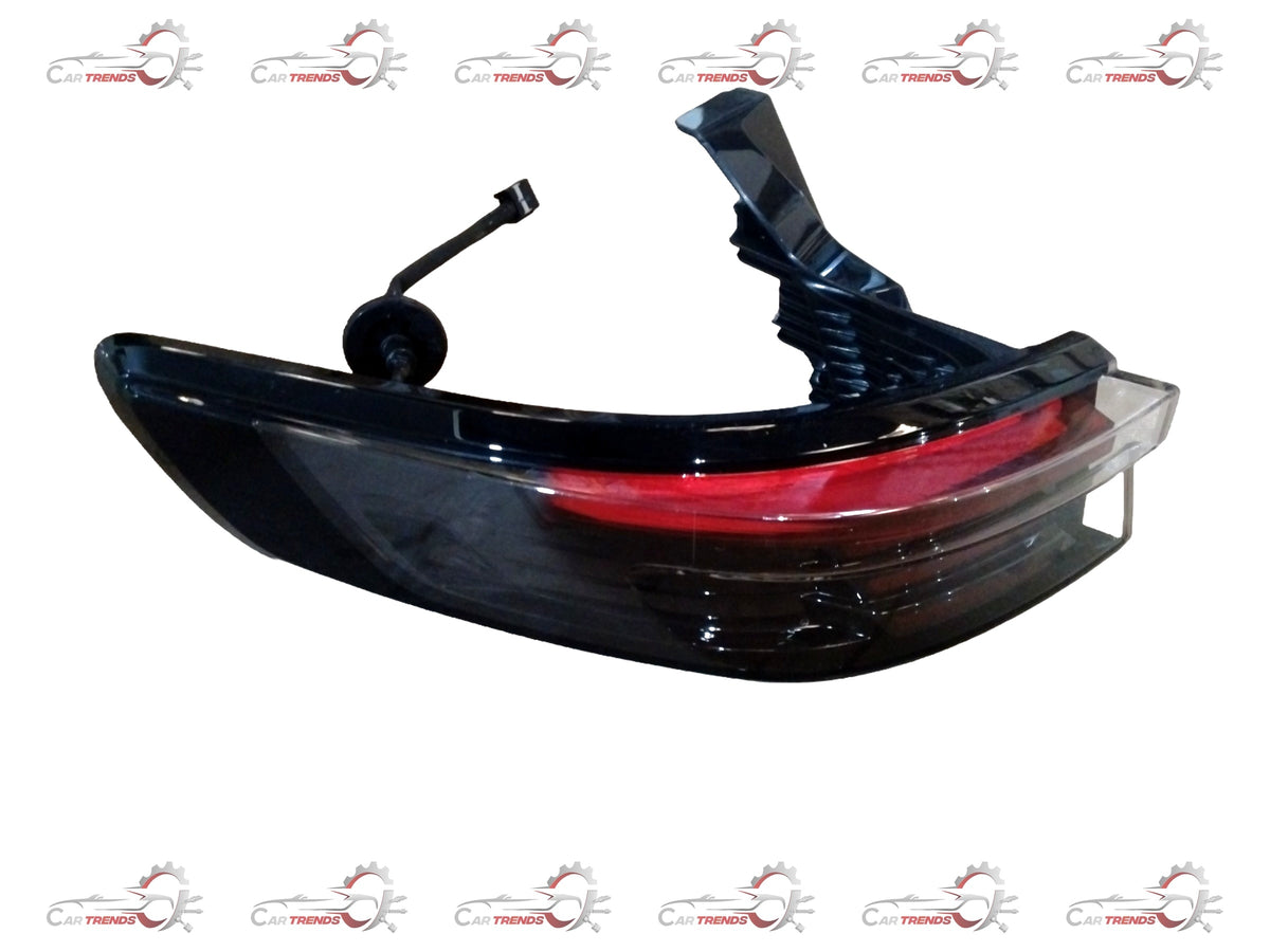 MARUTI SUZUKI LAMP ASSYTAIL & STOPL 35802M76T01 35802M76T01 - Front view